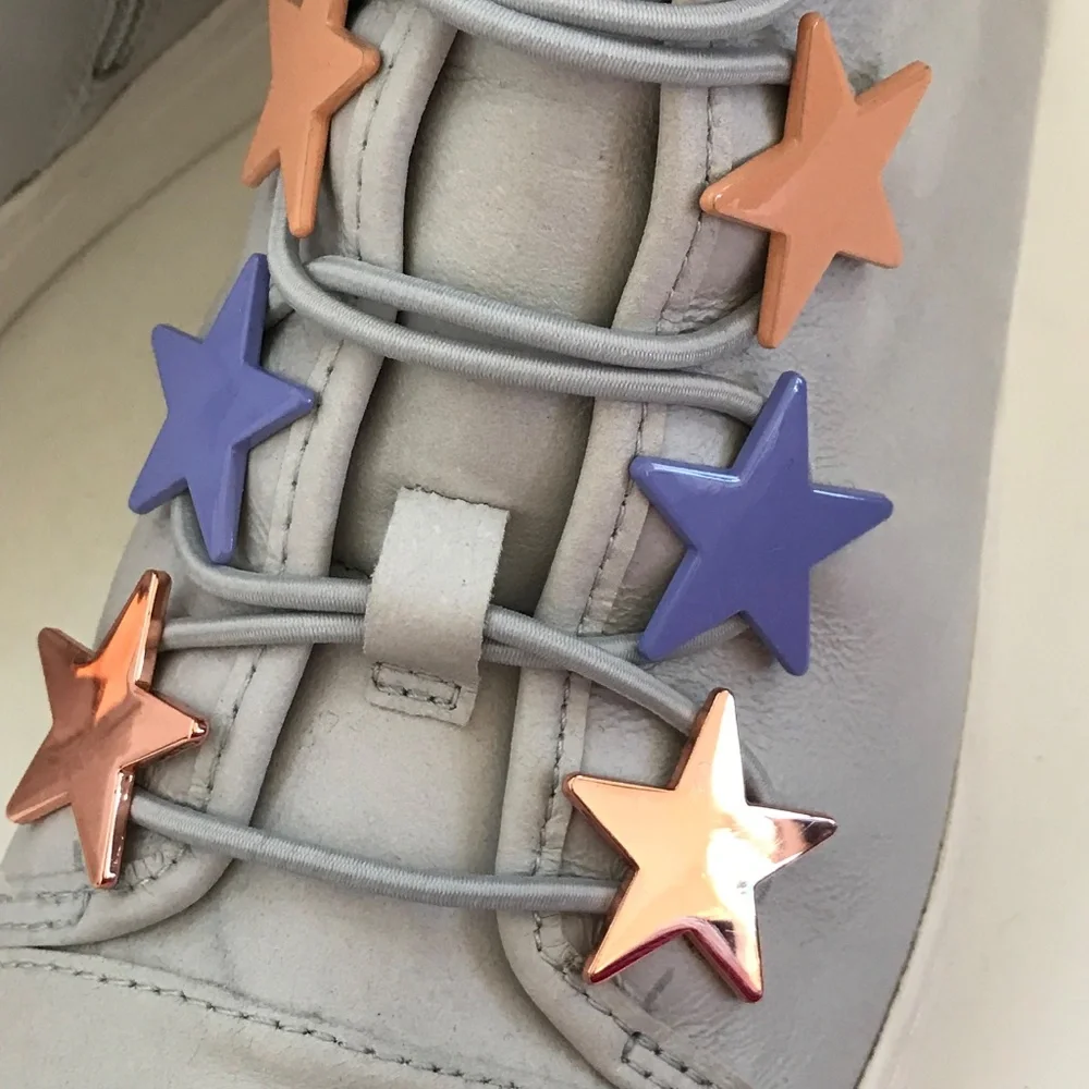 KATY PERRY High Top Sneakers with Multicolored Stars Gray Women’s Size 8 NWT